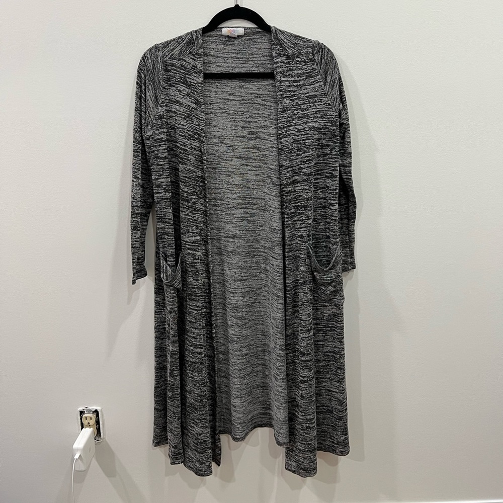 GREY AND WHITE MAXI CARDIGAN